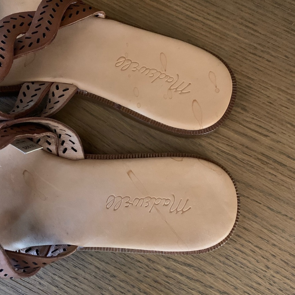 madewell The Cora Slide Sandal in Perforated Leather - Picture 6 of 7